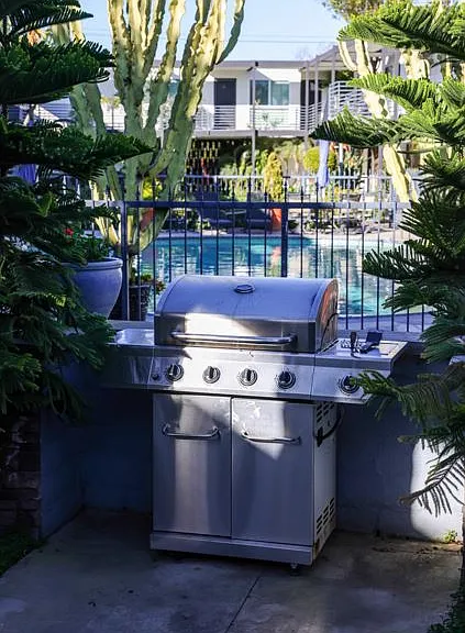 Oceanaire Villa Apartments — Photo 7