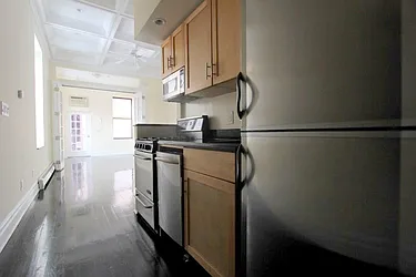 Rented by Julien Aractingi, LREB