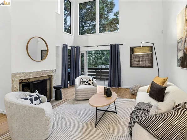 97 Clarewood Ln, Oakland, CA 94618