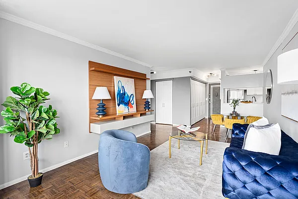 Sold by Corcoran | media 8