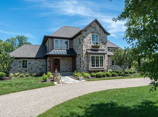 9475 Glen Dr, Brecksville, OH 44141
