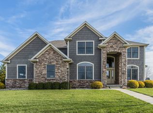 5012 Sandcherry Dr, Champaign, IL
