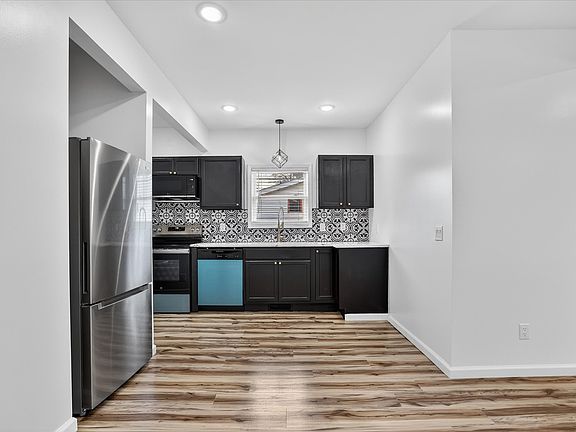 3rd image of 509 McDonald St #B
