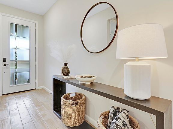 5th image of 676 SE Villandry Way
