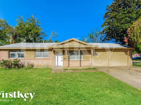 7847 Robin Creek Dr, Dallas, TX 75232