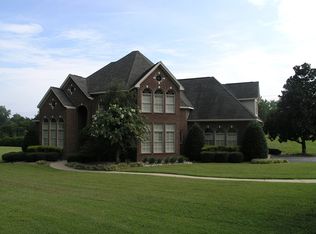 1070 E 5th St, Roanoke Rapids, NC 27870