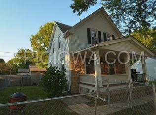 818 10th Ave SW, Cedar Rapids, IA 52404