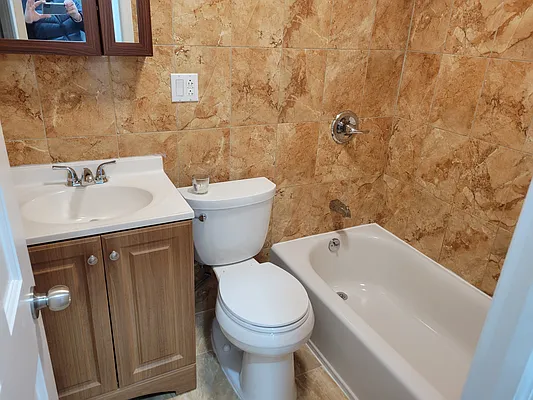 Rented by Virtual Real Estate | media 15