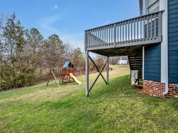 1134 Jersey St, Graham, NC 27253
