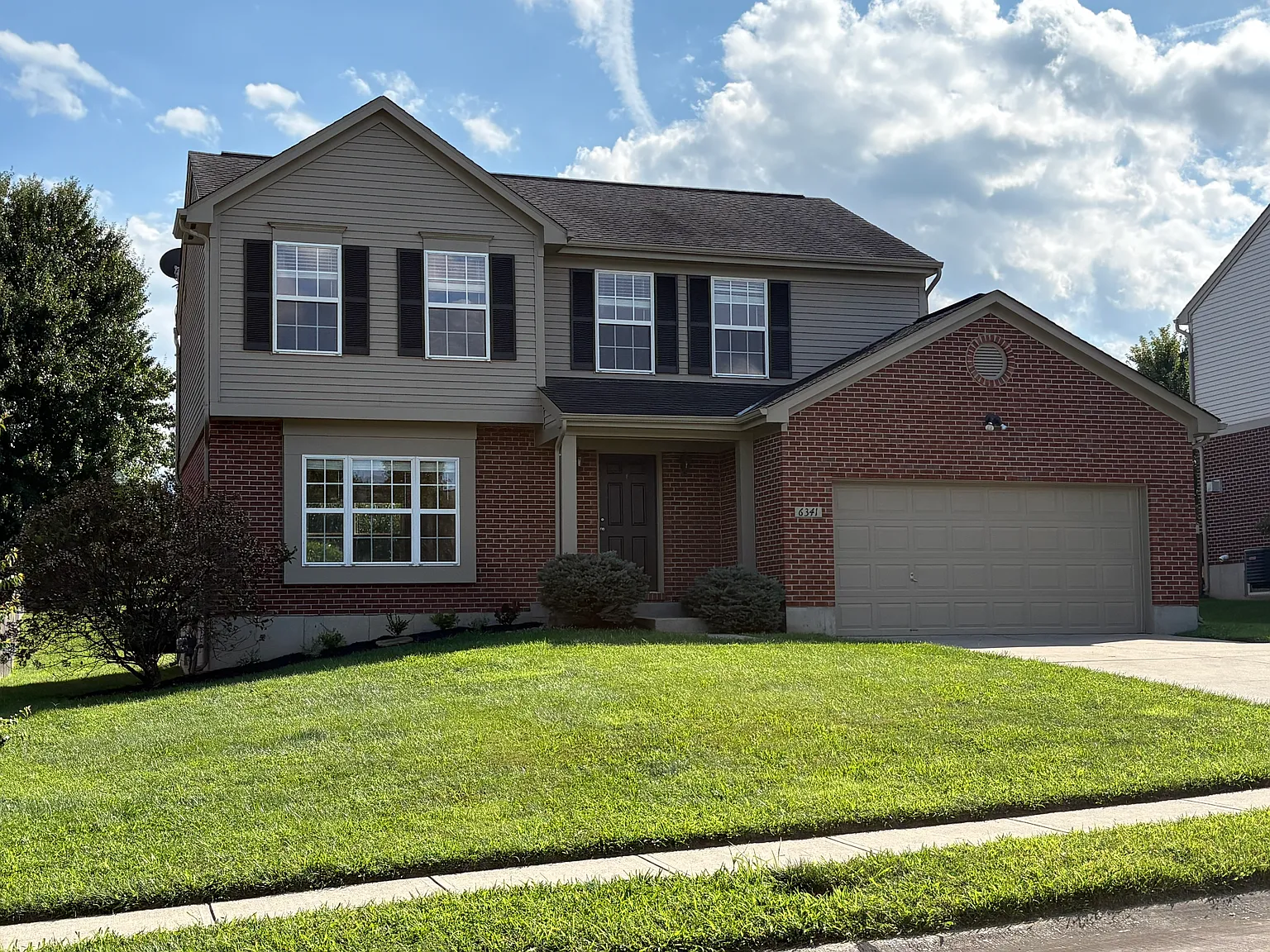 3 bed, 2.5 bath, 1912 sqft, $2,000 — Photo 1