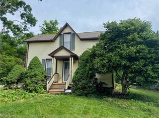 6917 Daisy Ave, Brecksville, OH 44141