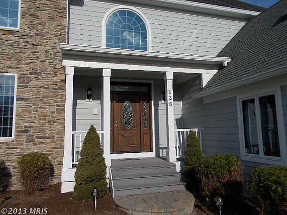 2nd image of 128 Bay Dr