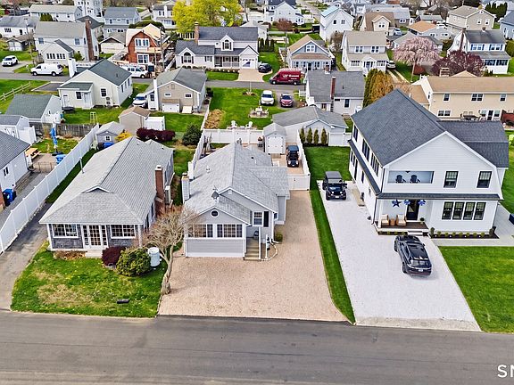 4th image of 37 Mohican Road