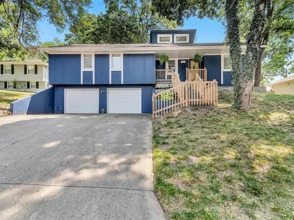 3641 N Walnut St, Kansas City, MO 64116