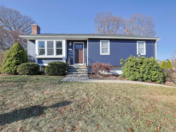 6 Crabapple Court, Wappingers Falls, NY 12590