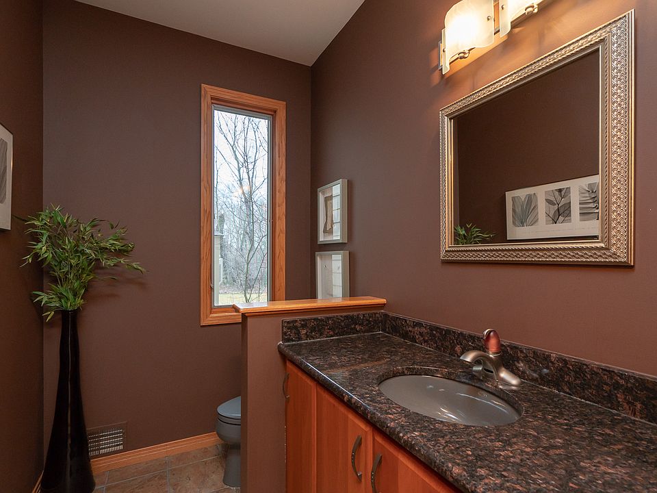 1st image of 1866 Oakleigh Pl