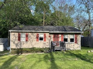 711 Park St, Fenton, MI 48430