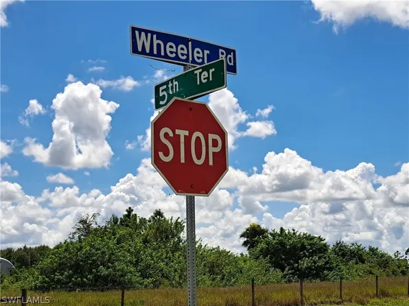 5th Ter, Labelle, FL 33935