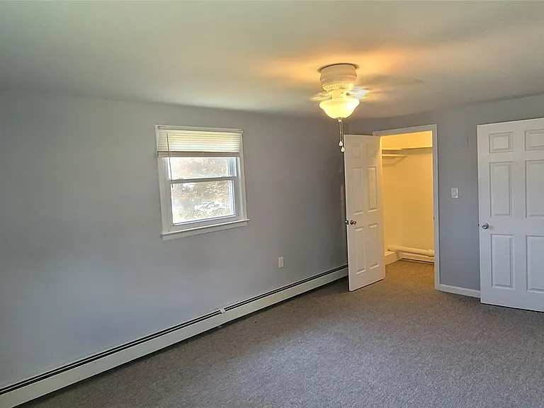 2542 Dock Rd — Photo 11