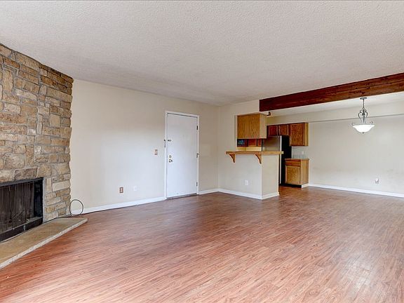4th image of 341 Wright St APT 102