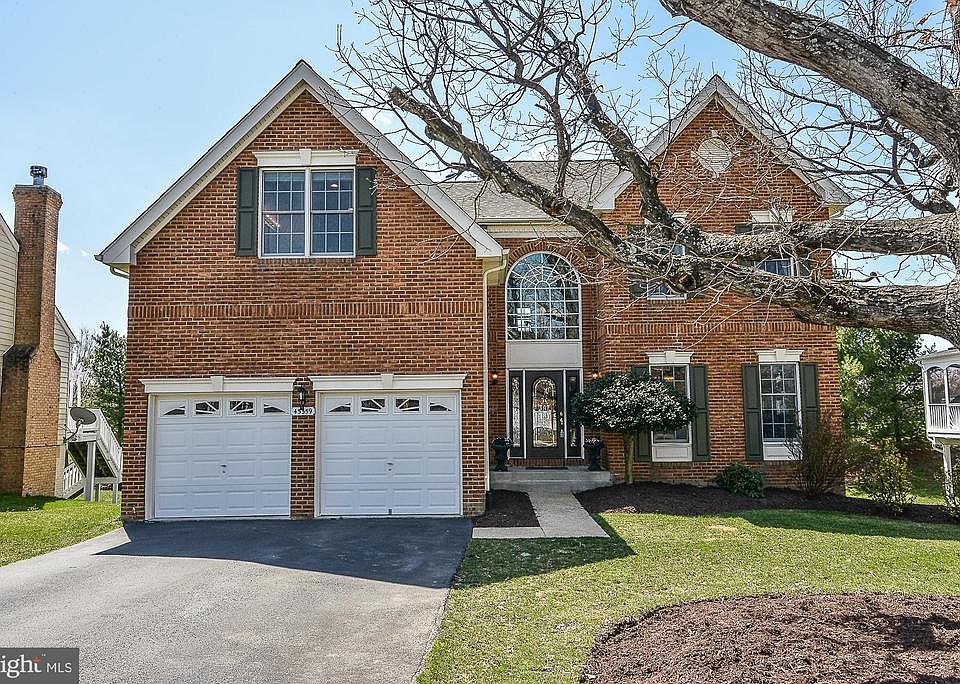 1st image of 43359 La Belle Pl
