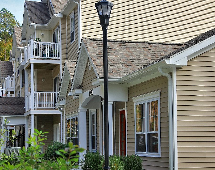 Family affordable apartment homes community