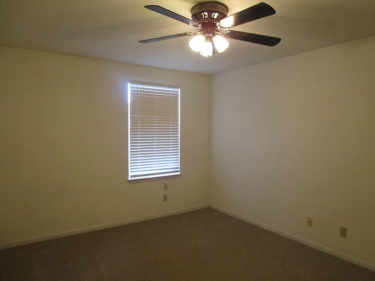 2404-2406 Calder Ct. — Photo 25