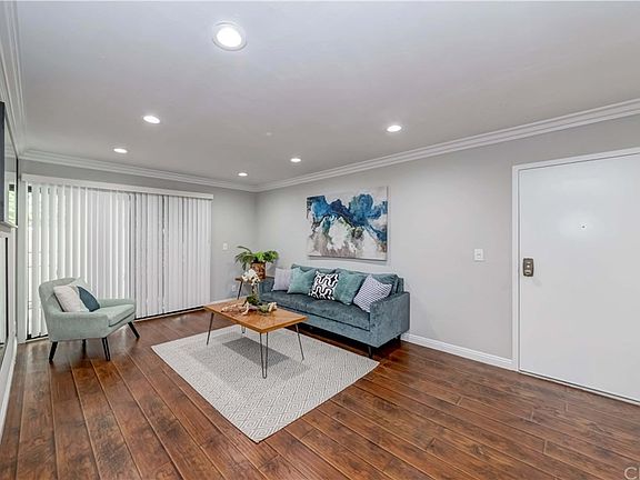 3rd image of 1425 W 12th St APT 145