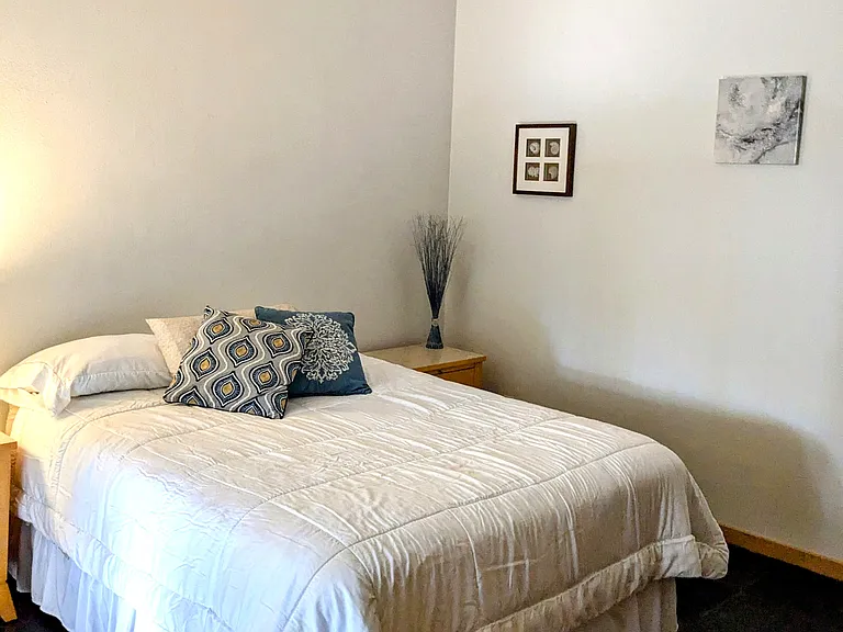Large, comfortable queen size bed