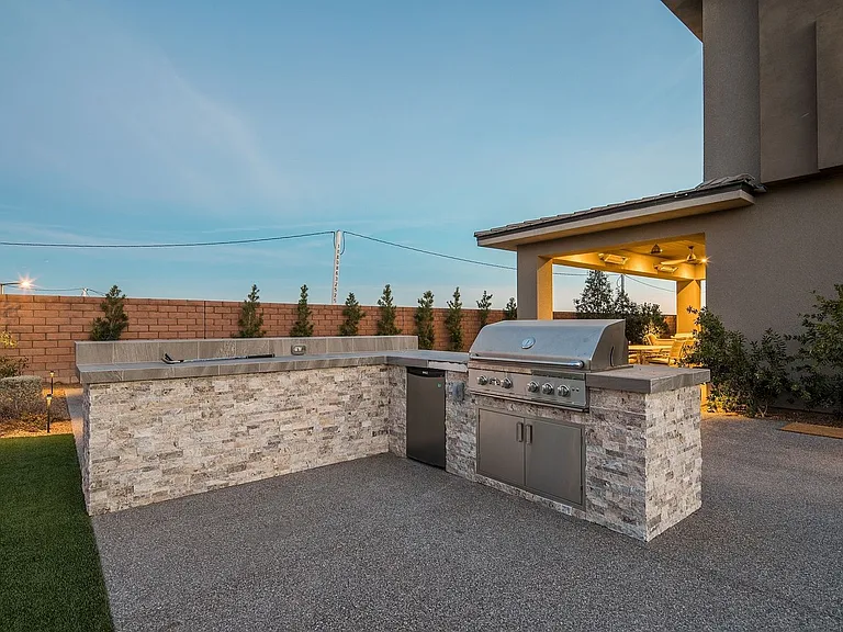 18 Garden Rain Dr — Photo 37
