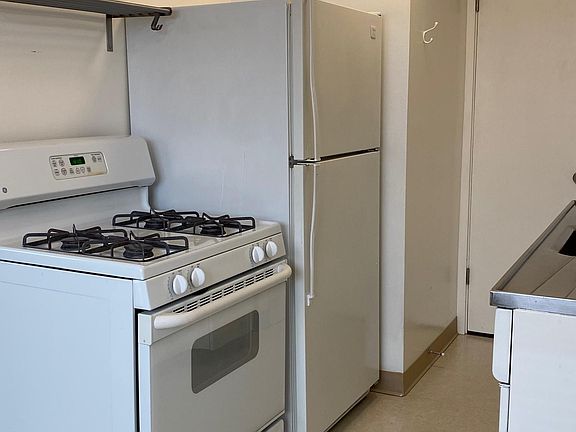 4th image of 2609 K St APT 2