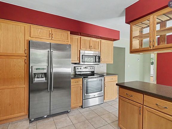 4th image of 1100 Verona Rd