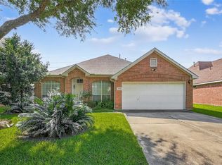 11714 Peachwood Lake Dr, Sugar Land, TX 77498