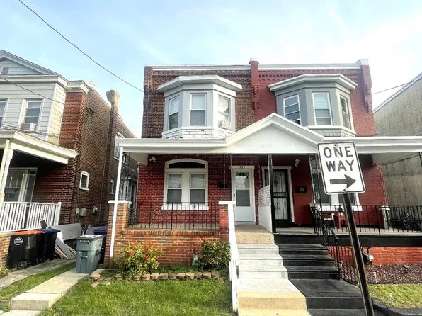 327 E 20th St, Chester, PA 19013