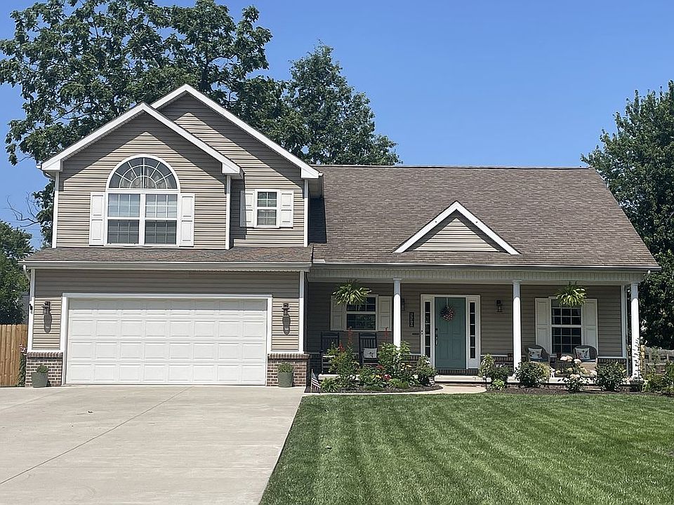 1st image of 530 Woodland Dr