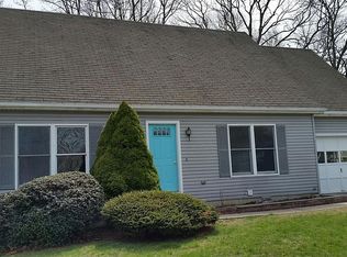 189 Mirra Dr, Groton, CT 06340