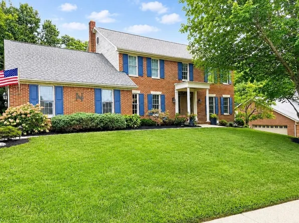 1860 Beacon Hill Dr, Covington, KY 41011