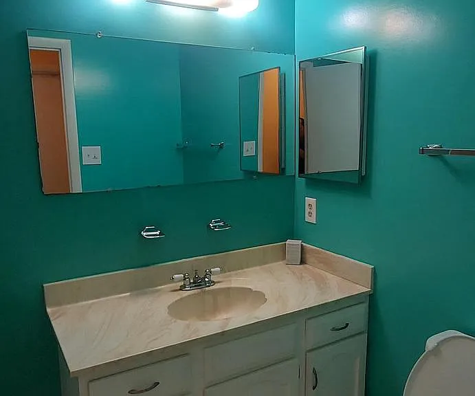 2100 Mager Dr — Photo 5