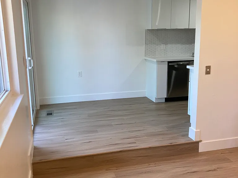 3373 Payne Ave #1 — Photo 10