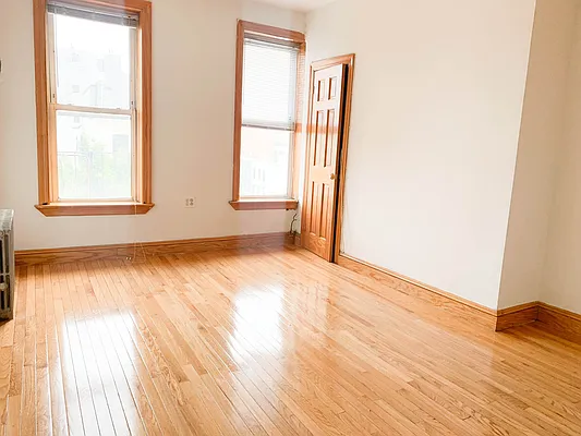 Rented by Ulas Real Estates Inc | media 10