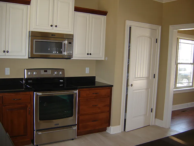 2548 Waterhaven Dr — Photo 19