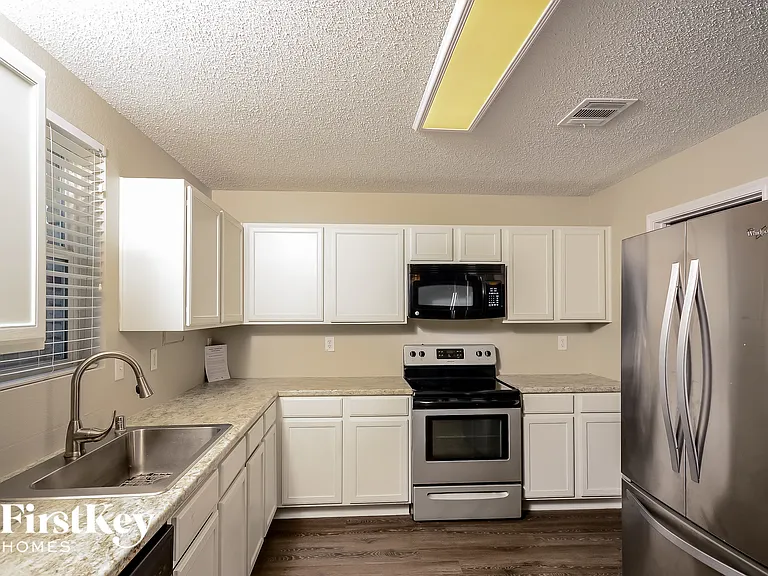 313 Butch Cassidy Dr — Photo 6