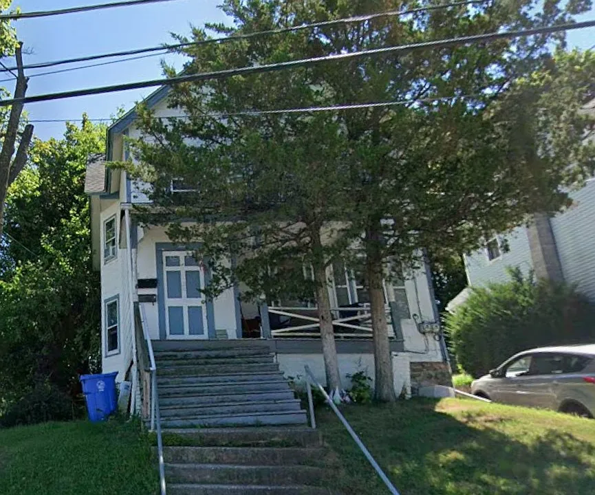 5 Ridge St #B