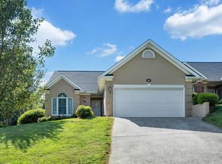 506 Deer Ridge Ln, Vinton, VA 24179