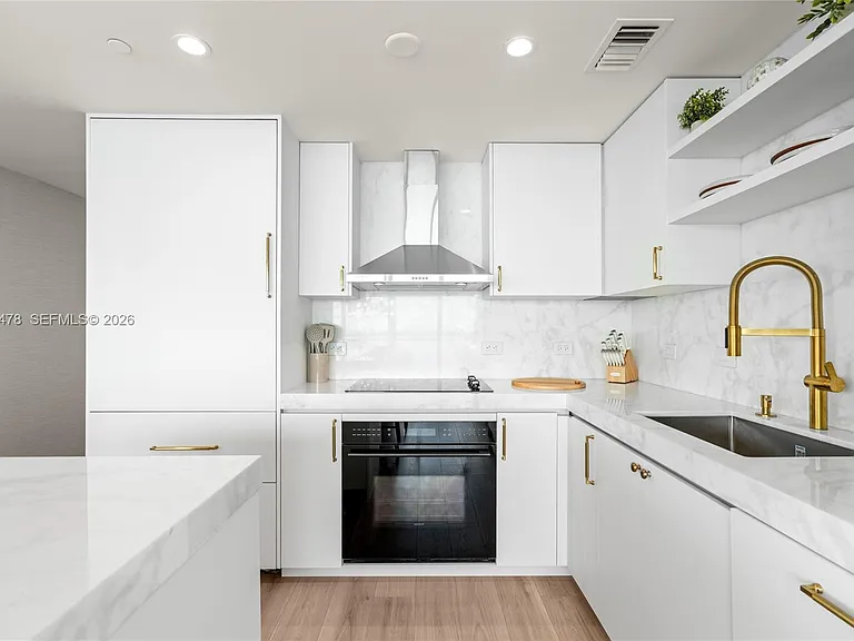 3131 NE 7th Ave #2101 — Photo 7
