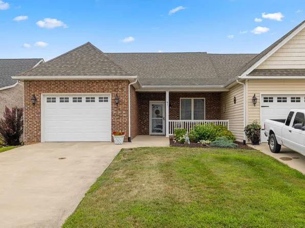 41 Gemstone Dr, Stuarts Draft, VA 24477
