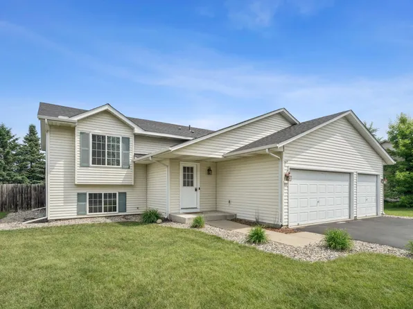 712 Heritage Ln, Belle Plaine, MN 56011