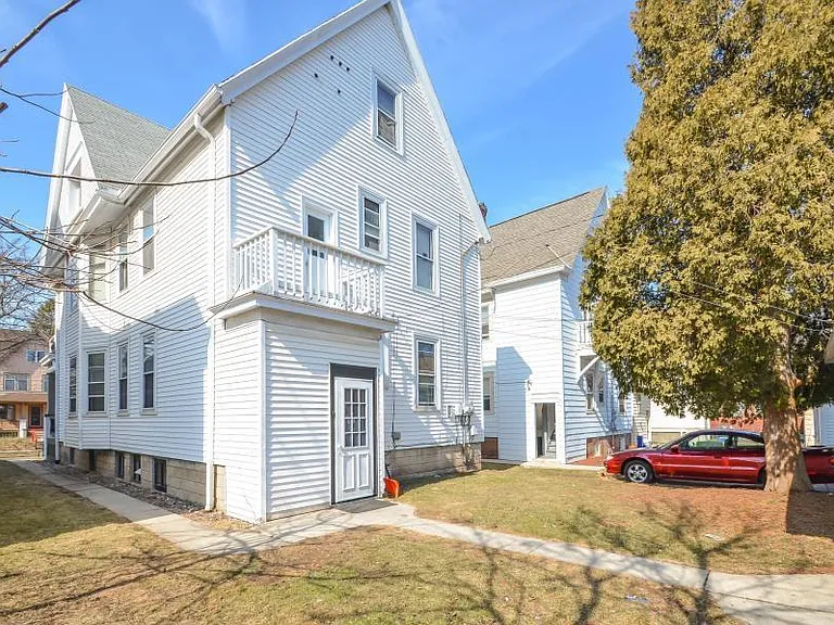 2956 N Cramer St #LOWER — Photo 13