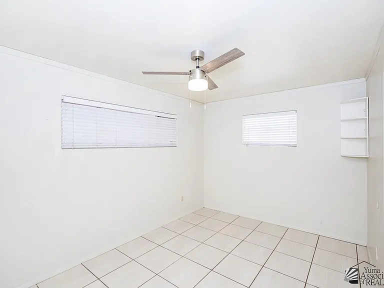 2743 S Mesa Ave — Photo 16