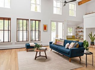 52 Porter Rd #52, Cambridge, MA 02140